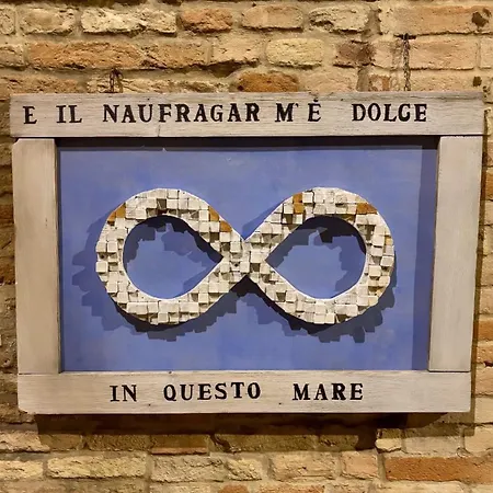 La Casa Sotto Il Colle Pensión 3*